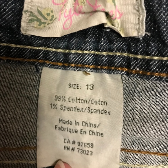 Medium Wash Jeans with Love Embroidered Pockets - size 13 - Picture 3 of 6